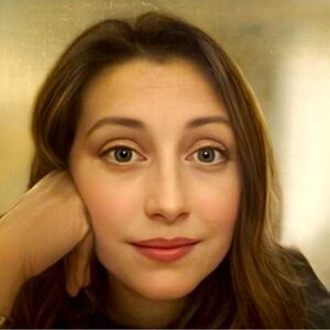 Meet your Posher, Caroline